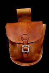 Picture of Gusset Style Leather Belt Pouch